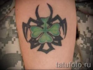 Тату Четырехлистный клевер фото - тату привлекающие удачу фото 1427 tatufoto.ru