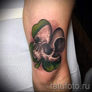 Тату Четырехлистный клевер фото - тату талисманы на удачу 2458 tatufoto.ru