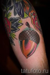 Тату желудь фото - символ удачи тату 5046 tatufoto.ru