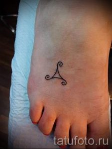 очень простые тату - фото готовой татуировки 02092016 4155 tatufoto.ru