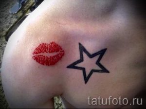 primer-tatuirovki-poceluj-ili-guby-foto-005-tatufoto-ru
