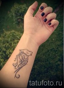 простые и красивые тату - фото готовой татуировки 02092016 17177 tatufoto.ru