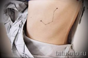 простые тату из линий - фото готовой татуировки 02092016 8240 tatufoto.ru