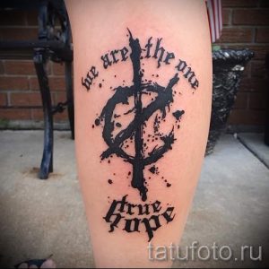 простые тату на икре - фото готовой татуировки 02092016 6260 tatufoto.ru