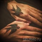 простые тату на кисти - фото готовой татуировки 02092016 5266 tatufoto.ru