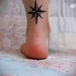 простые тату на ноге - фото готовой татуировки 02092016 4271 tatufoto.ru