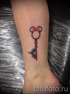 простые тату на ноге - фото готовой татуировки 02092016 5272 tatufoto.ru