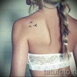 простые тату на плечо - фото готовой татуировки 02092016 4284 tatufoto.ru