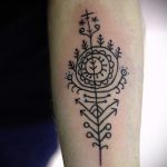 простые тату на предплечье - фото готовой татуировки 02092016 5291 tatufoto.ru