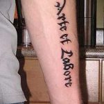 простые тату на предплечье - фото готовой татуировки 02092016 7293 tatufoto.ru