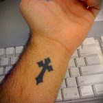 простые тату на руку - фото пример готовой татуировки 02092016 2296 tatufoto.ru