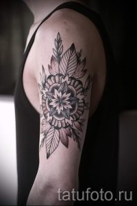 простые тату рукава - фото готовой татуировки 02092016 2318 tatufoto.ru