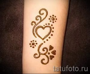 простые тату хной - фото пример готовой татуировки 02092016 1336 tatufoto.ru