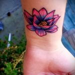 простые тату цветы - фото готовой татуировки 02092016 11352 tatufoto.ru