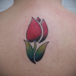 простые тату цветы - фото готовой татуировки 02092016 3345 tatufoto.ru