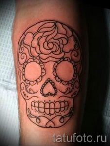 простые тату череп - фото готовой татуировки 02092016 1354 tatufoto.ru