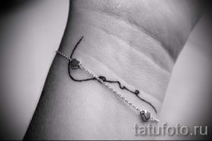 простые татуировки для девушек - фото готовой татуировки 02092016 12378 tatufoto.ru