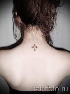 простые татуировки для девушек - фото готовой татуировки 02092016 13379 tatufoto.ru