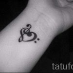 простые татуировки для девушек - фото готовой татуировки 02092016 1367 tatufoto.ru
