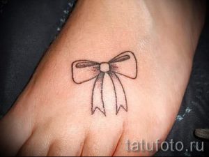 простые татуировки для девушек - фото готовой татуировки 02092016 3369 tatufoto.ru