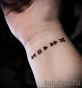 простые татуировки для мужчин - фото пример готовой татуировки 02092016 9389 tatufoto.ru