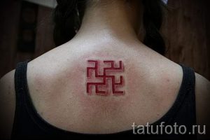 славянская свастика тату - фото готовой татуировки от 02092016 6030 tatufoto.ru