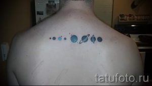 тату космос минимализм - фото готовой татуировки 18133 tatufoto.ru