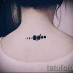 тату космос минимализм - фото готовой татуировки 7122 tatufoto.ru