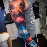 тату космос рукав - фото готовой татуировки 10150 tatufoto.ru