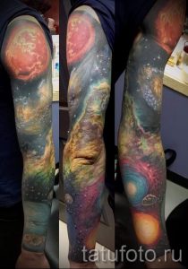 тату космос рукав - фото готовой татуировки 11151 tatufoto.ru