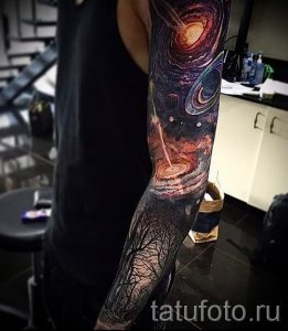 тату космос рукав - фото готовой татуировки 5145 tatufoto.ru