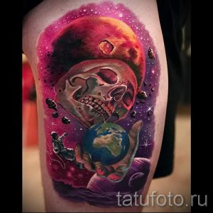 тату космос - фото готовой татуировки 19063 tatufoto.ru