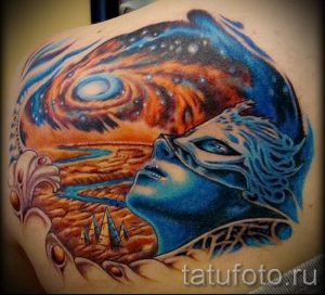тату космос - фото готовой татуировки 33077 tatufoto.ru