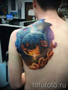 тату космос - фото готовой татуировки 39083 tatufoto.ru