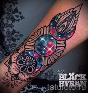 тату космос - фото готовой татуировки 7052 tatufoto.ru