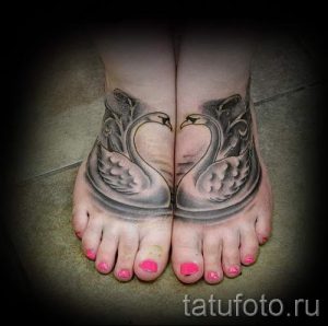 tatu-lebed-foto-primer-gotovoj-tatuirovki-22069-tatufoto-ru