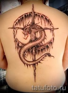 tatu-na-pozvonochnike-risunok-vdol-primer-foto-106-tatufoto-ru