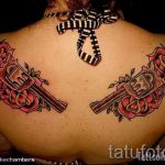 тату пистолет с розами - фото готовой татуировки 01092016 14147 tatufoto.ru