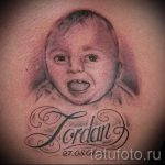 фото тату портрет ребенка - малышь, имя и дата рождения