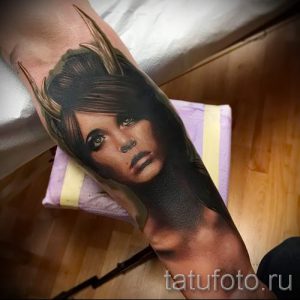 фото тату портрет девушки с рогами