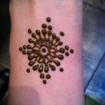тату хной простые рисунки - фото готовой татуировки 02092016 7438 tatufoto.ru