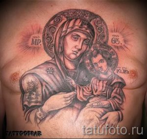 Пример иконы Божьей Матери в татуировке