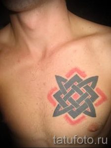 фото тату свастики славянские обереги - фото готовой татуировки от 02092016 3055 tatufoto.ru