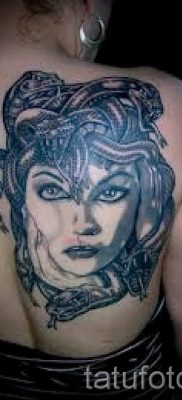 Медуза Горгона тату — фото пример для статьи про значение татуировки 9