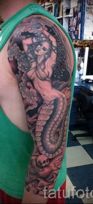 Медуза Горгона тату — фото пример для статьи про значение татуировки 43