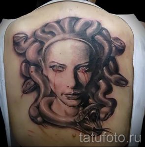 Медуза Горгона тату - фото пример для статьи про значение татуировки 58