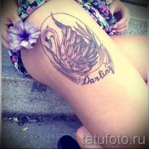 Пример татуировки с лебедем - фото для статьи про значение тату 17