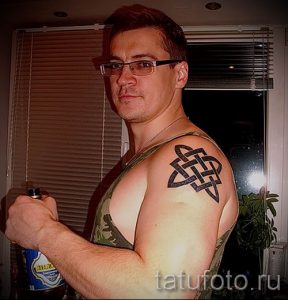 Тату Квадрат Сварога - фото для статьи про значение татуировки - tatufoto.ru - 6