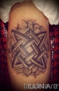 Тату Квадрат Сварога - фото для статьи про значение татуировки - tatufoto.ru - 16
