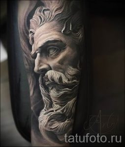 Тату Посейдон - фото для статьи про значение татуировки Посейдон - tatufoto.ru - 44